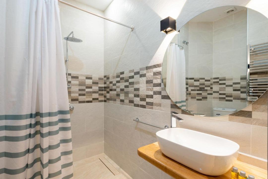 1 Bedroom 1 Bathroom Furnished - Justicia - Modern - Mintystay Μαδρίτη Εξωτερικό φωτογραφία