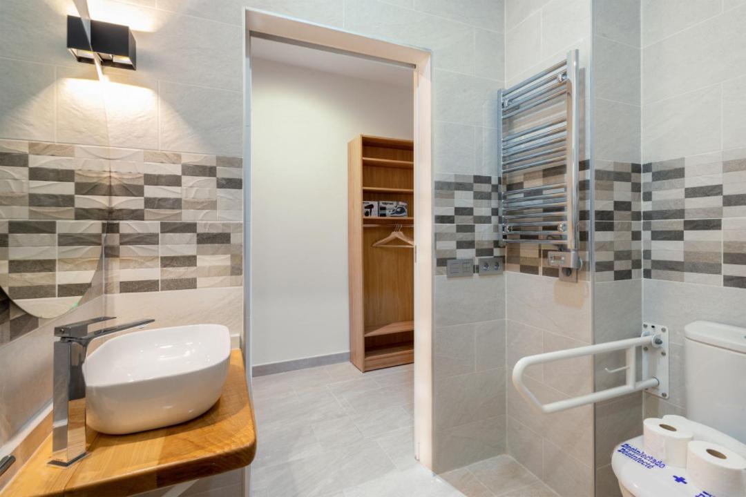 1 Bedroom 1 Bathroom Furnished - Justicia - Modern - Mintystay Μαδρίτη Εξωτερικό φωτογραφία