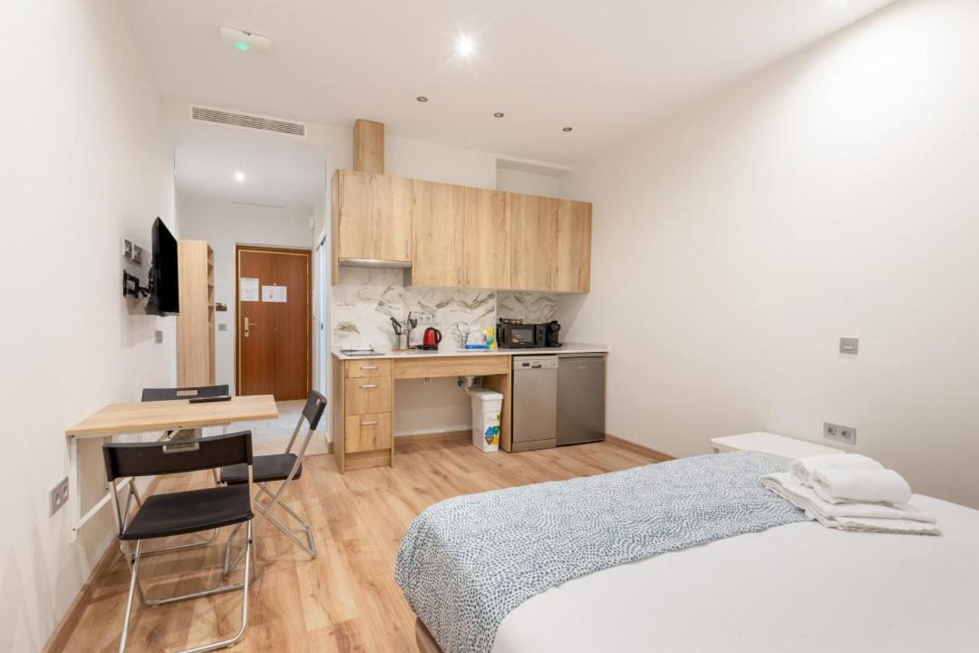 1 Bedroom 1 Bathroom Furnished - Justicia - Modern - Mintystay Μαδρίτη Εξωτερικό φωτογραφία