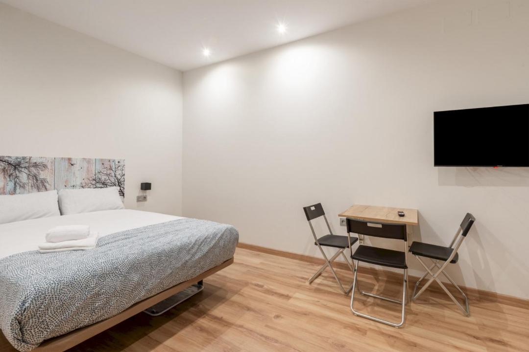 1 Bedroom 1 Bathroom Furnished - Justicia - Modern - Mintystay Μαδρίτη Εξωτερικό φωτογραφία